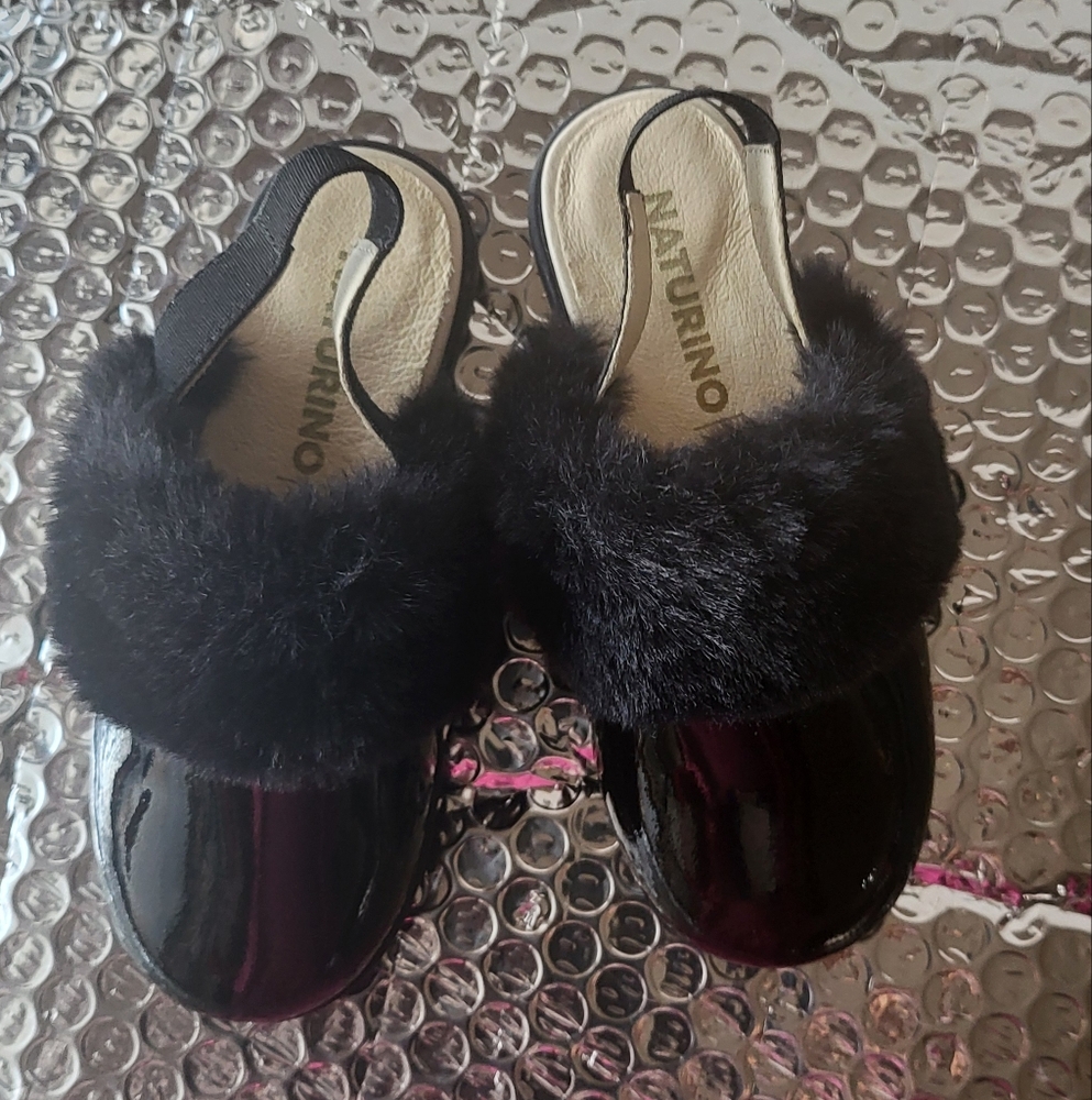 Naturino Girl Toocuutie Fur sling patent  leather lined sz -25 us 8-nwot